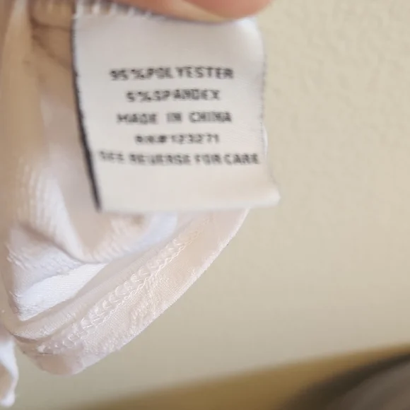 Vine and Valley White Women's Blouse Size M - Picture 7 of 8